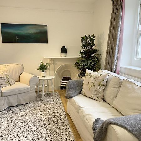 The Mount Somerton Retreat - Nr Bruton, Glastonbury, The Spectacular Wells Cathedral, Millfield School, Leonardo Helicopters, Yeovilton Bagian luar foto