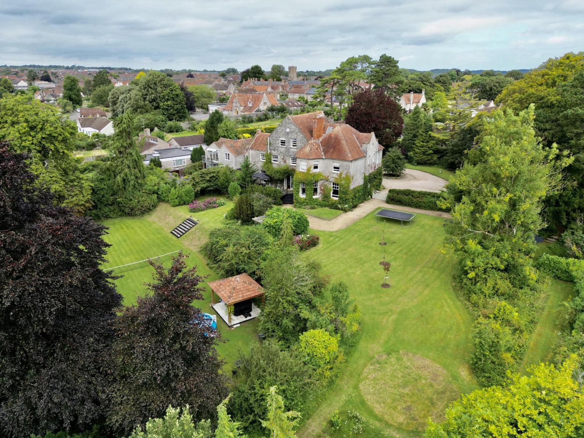 The Mount Somerton Retreat - Nr Bruton, Glastonbury, The Spectacular Wells Cathedral, Millfield School, Leonardo Helicopters, Yeovilton Bagian luar foto