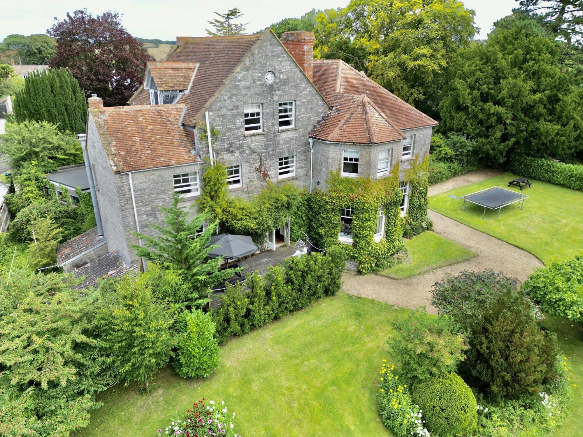 The Mount Somerton Retreat - Nr Bruton, Glastonbury, The Spectacular Wells Cathedral, Millfield School, Leonardo Helicopters, Yeovilton Bagian luar foto