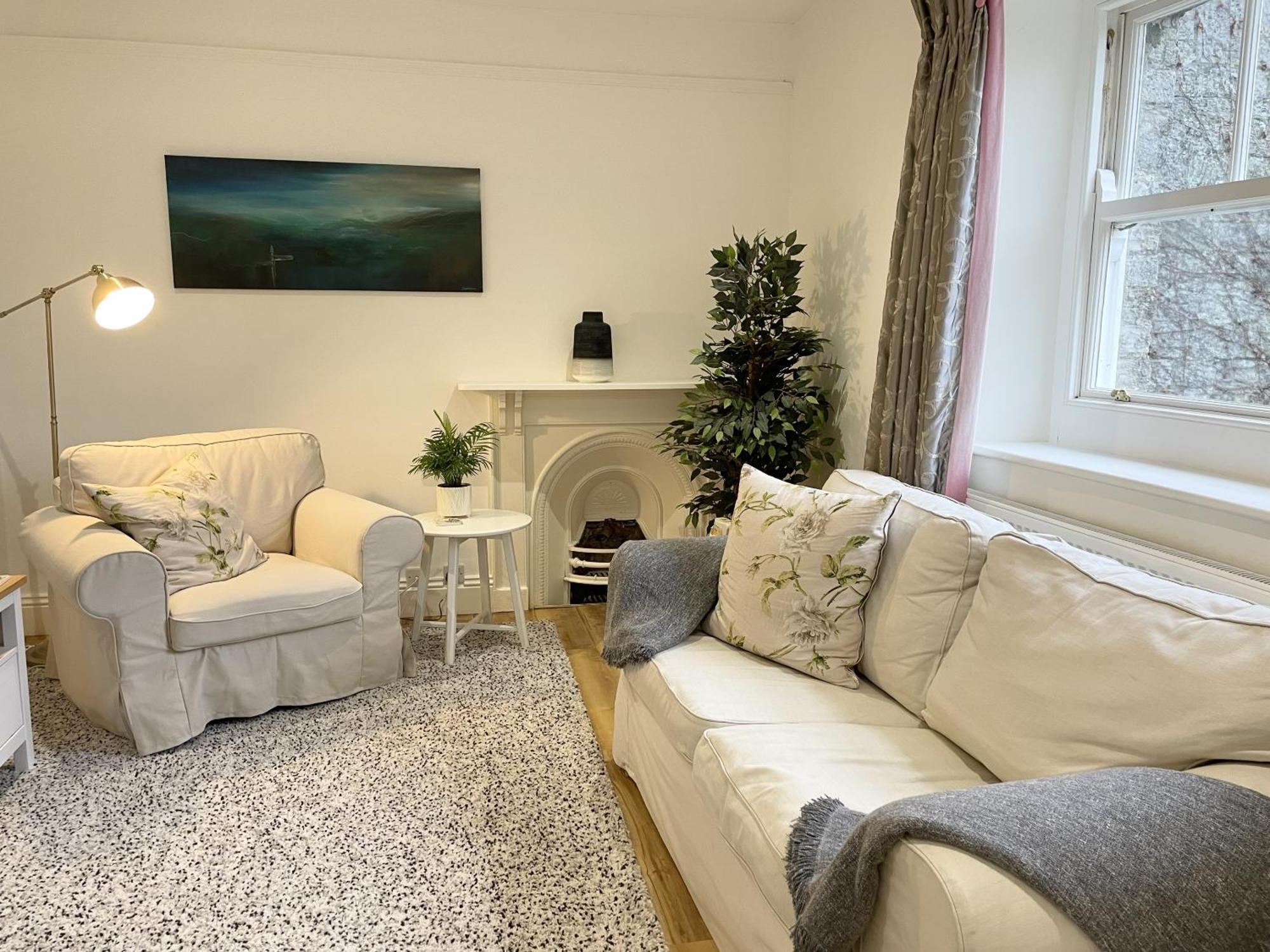 The Mount Somerton Retreat - Nr Bruton, Glastonbury, The Spectacular Wells Cathedral, Millfield School, Leonardo Helicopters, Yeovilton Bagian luar foto